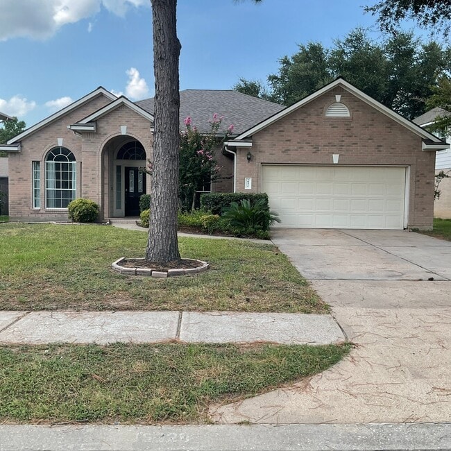 Building Photo - 18326 Hollow Branch Ct Rental
