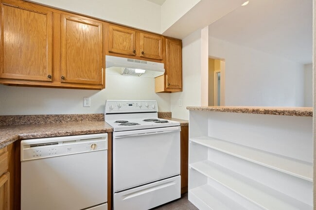 Photo - 405 E Thunderbird Dr