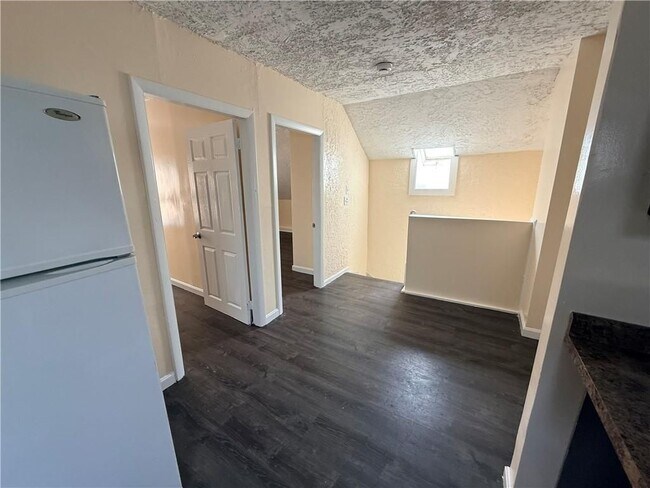 41 Joslin St Unit 3