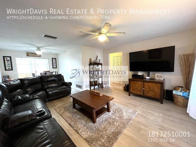 Photo - 1595 Idle Dr NE