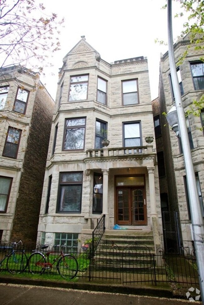 Building Photo - 909 W Dakin St Unit 3 Rental
