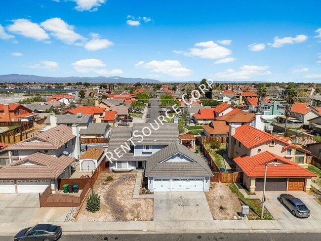 2145 W Ave P8