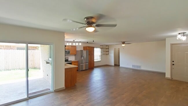 Photo - 5222 NW Ashby Ave