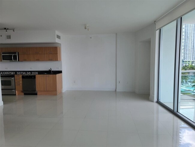 Photo - 350 S Miami Ave Unidad 1515