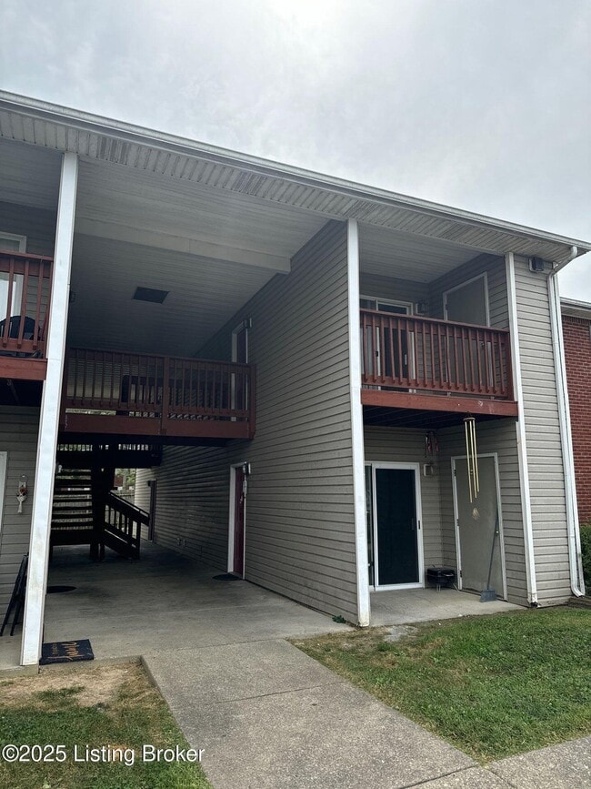 Building Photo - 4109 Blue Lick Ct Unit 6 Rental