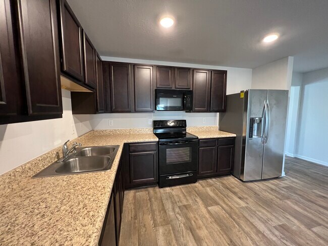 Photo - 194 Osprey Lake Rd