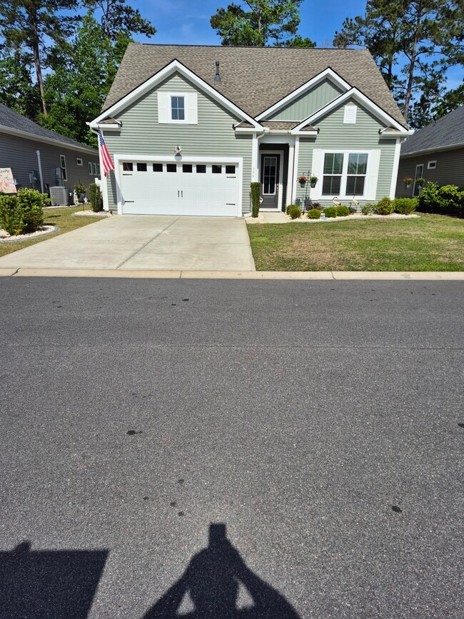 Building Photo - 386 Bumble Cir