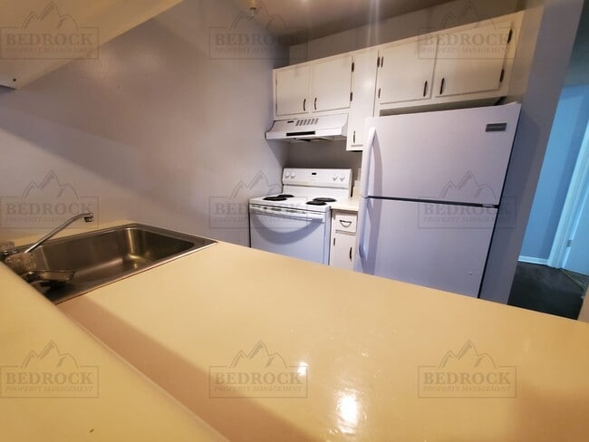 Photo - 4010 Bob Wallace Ave