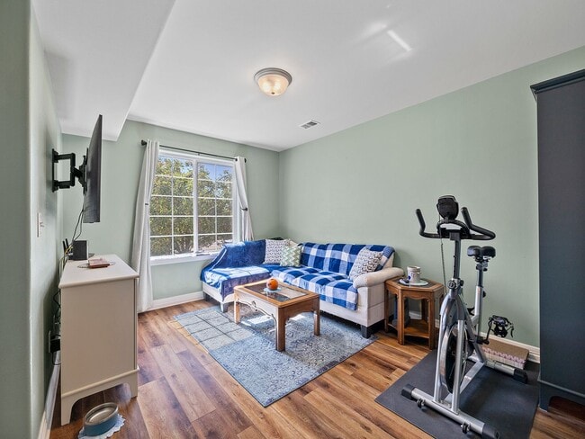 Photo - Spacious 3 Bed 2.5 Bath in Cheyenne! Avail. 7/25!