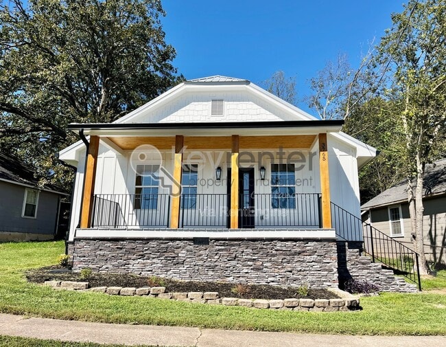 Photo - 3765 Dixie Cir