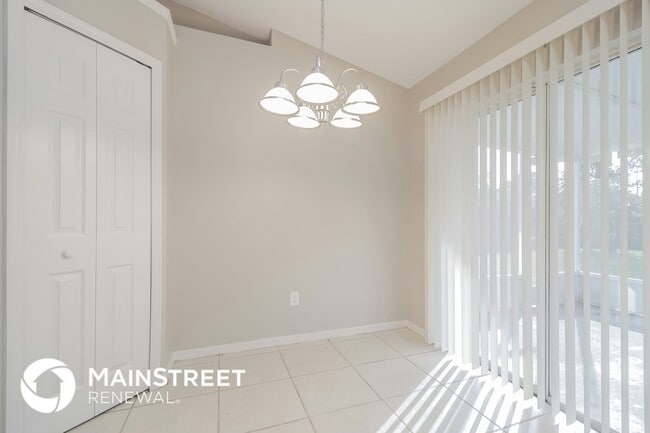 Photo - 722 Hartford Ave SW