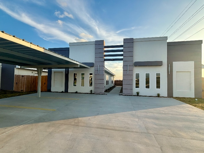 Photo - 3012 W Kenwood St Unit 4