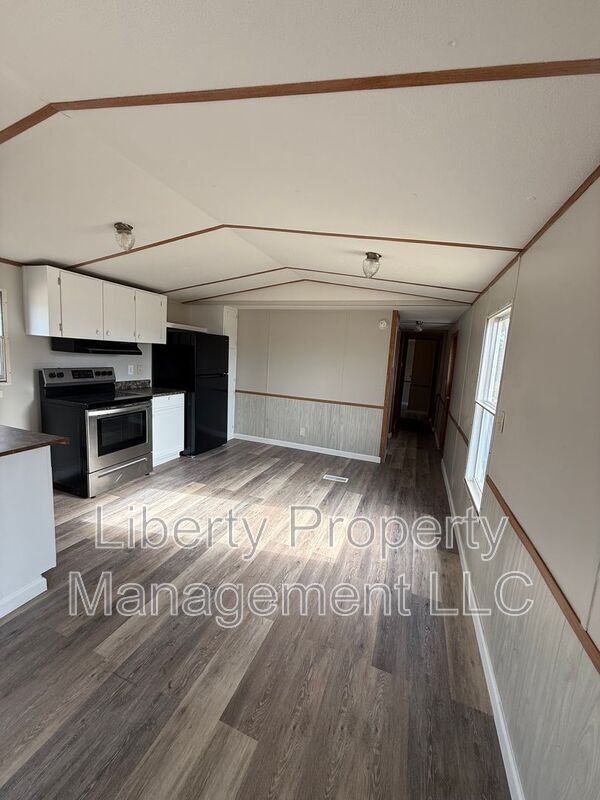 Photo - 1019 John Godfrey Rd