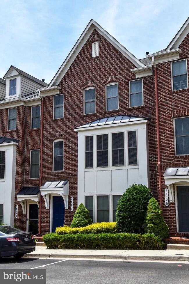 Photo - 2602 S Kenmore Ct