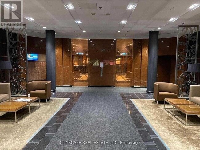 Photo - 55 Bloor St E Unit Lph8