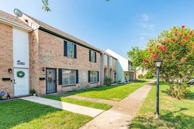 Photo - 1920 Back Bay Dr