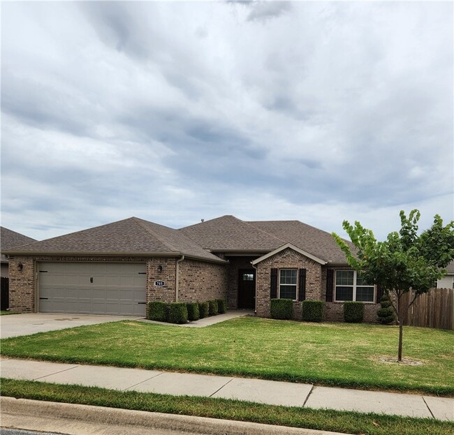 Photo - 705 Olivia Ln