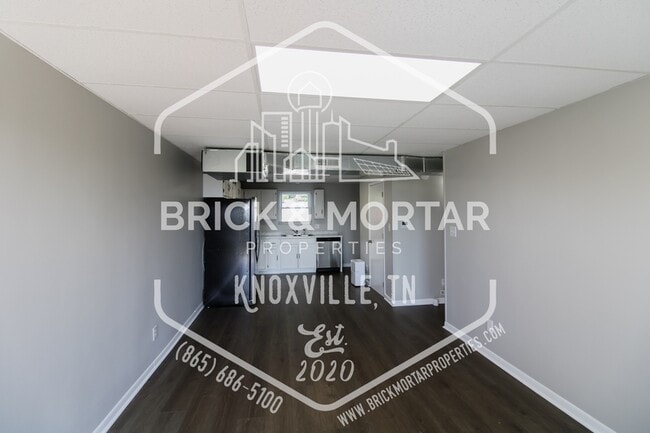 Photo - 1009 Clendenen Rd