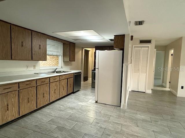 Photo - 1420 Simmons Rd