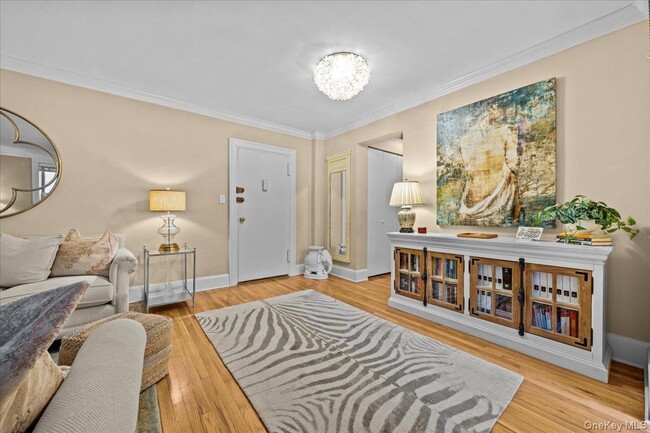 Photo - 629 Kappock St Unit 4G