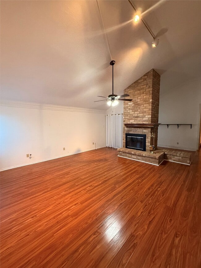 Building Photo - 2311 Peppermill Rd Rental