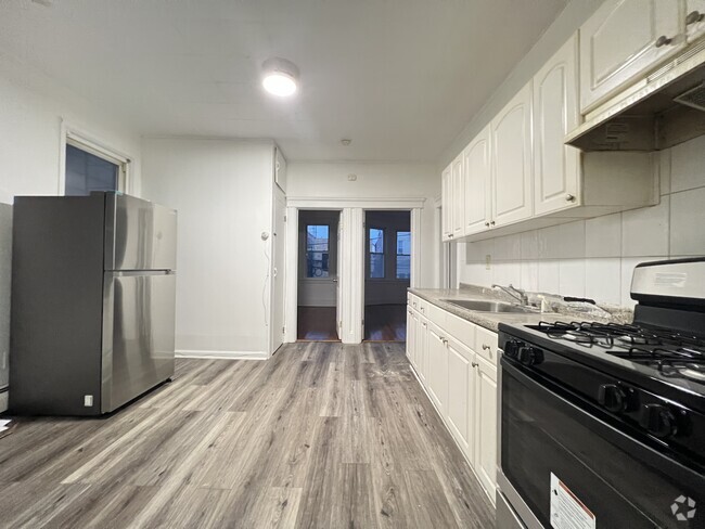 Building Photo - 66 W 18th St Unit 2F Rental