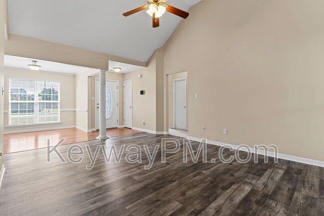 Photo - 219 Rainbow Falls