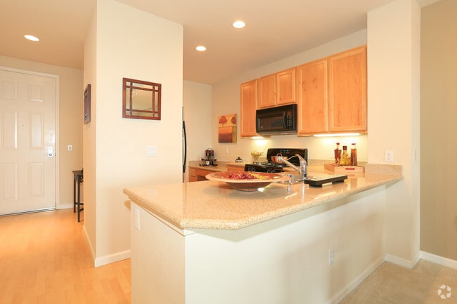 2BR, 2BA - The Overlook At Fountaingrove