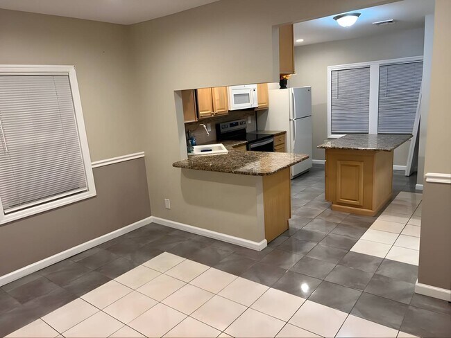 Photo - 57 S Fulton St