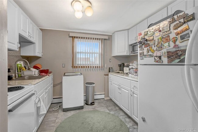 Photo - 175 Wickfield Ln