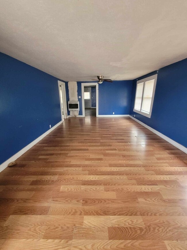 Photo - 608 N 8th St