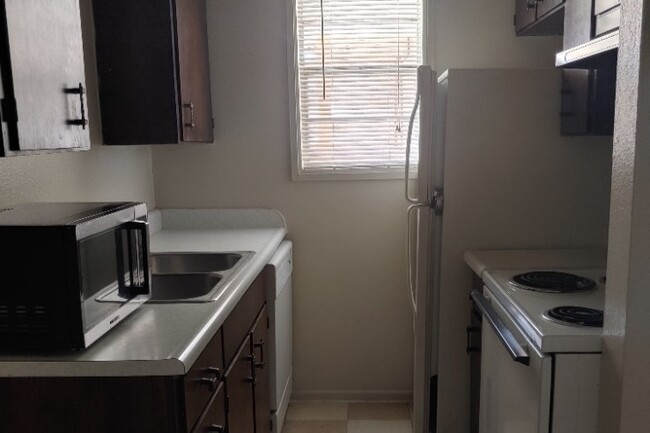 550 Square Feet