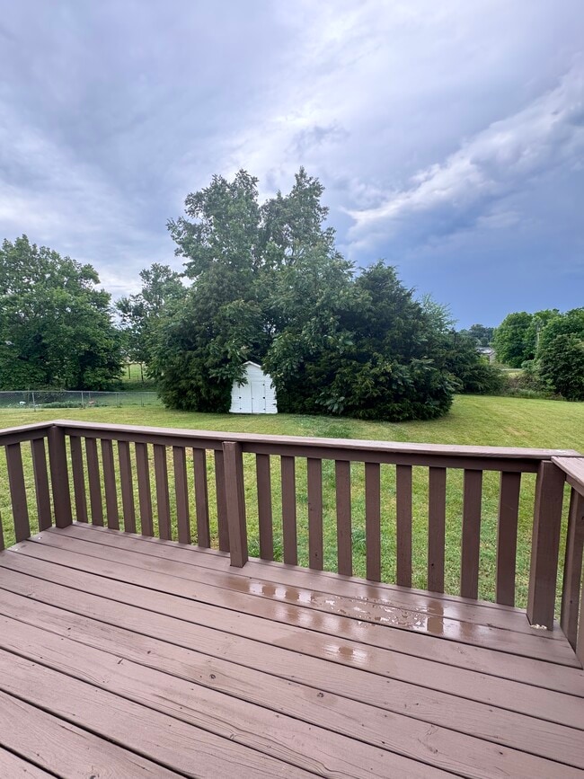 Photo - 3570 Castlebrooke Ln