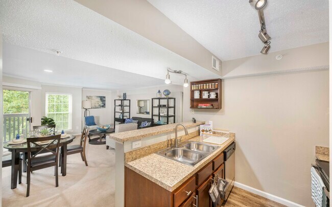 Photo - MAA Tysons Corner