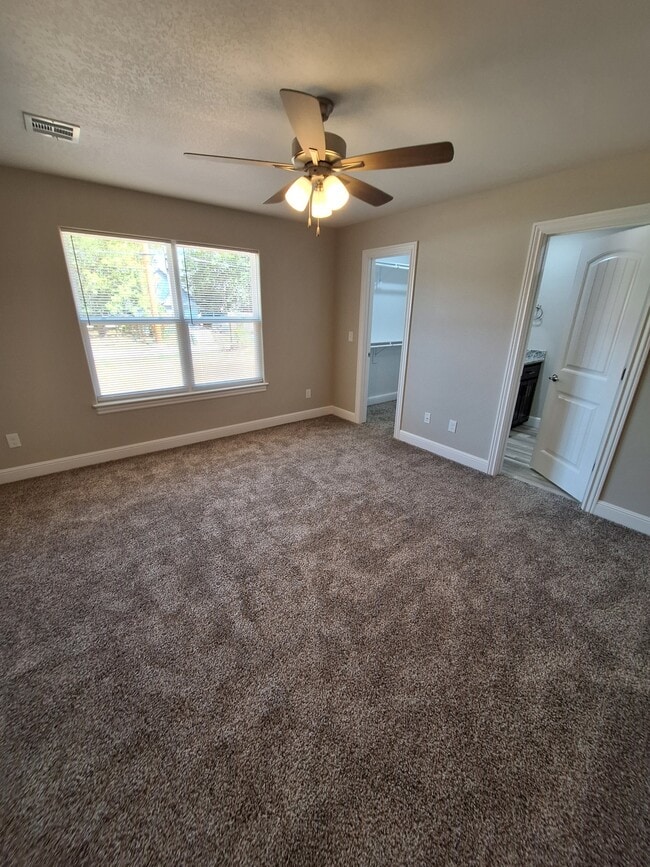 Photo - 2111 S Connor Ave
