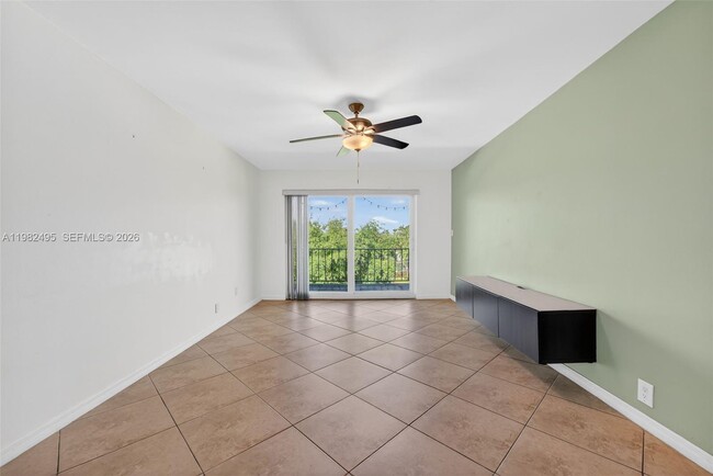Photo - 3000 NE 5th Terrace