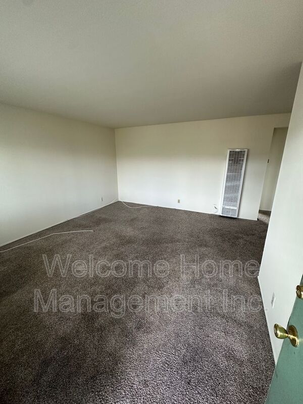 Photo - 15111 Washington Ave Unit Apt 31