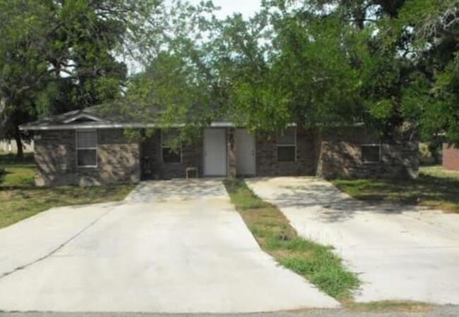 Building Photo - In the heart of Harker Heights this 2-bedr... Rental