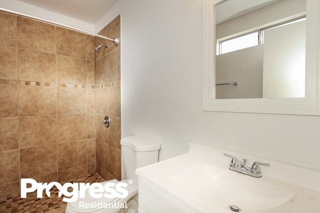 Photo - 8421 W Windrose Dr