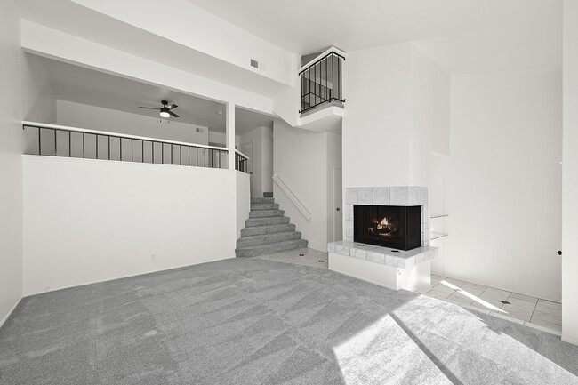 Photo - 3216 Caminito Eastbluff Unit 65