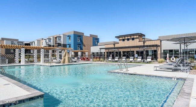 Building Photo - 11850 W Fillmore St Unit 1