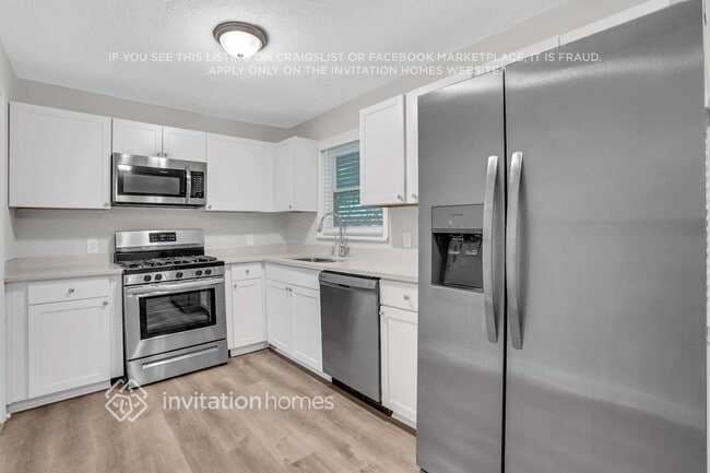 Photo - 2349 Omaha Rd SW