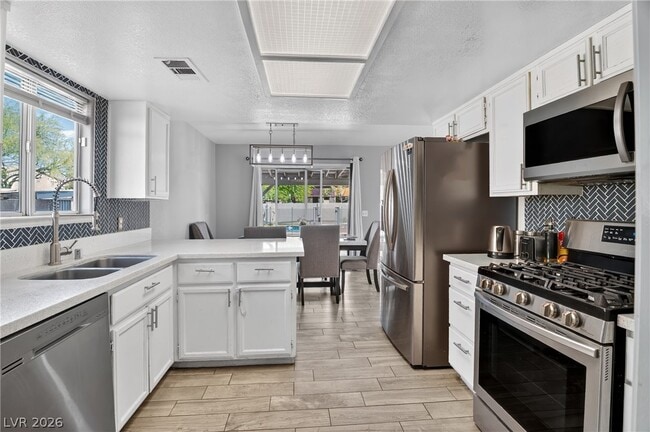 Photo - 7520 Bowles Dr