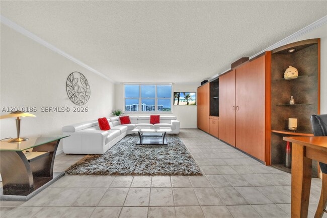 2501 S Ocean Dr Unit 727(Available Nov 01)