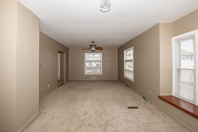 Living Room - 315 9th St Casa