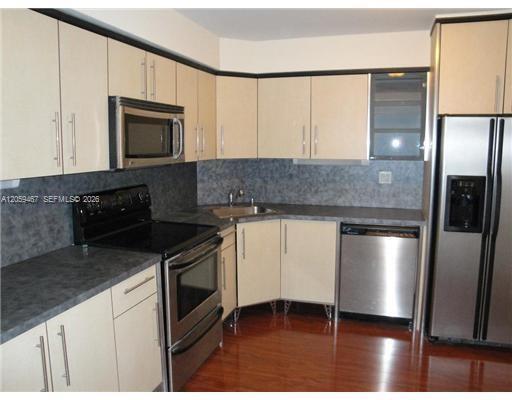 Photo - 251 174th St Unit 1612