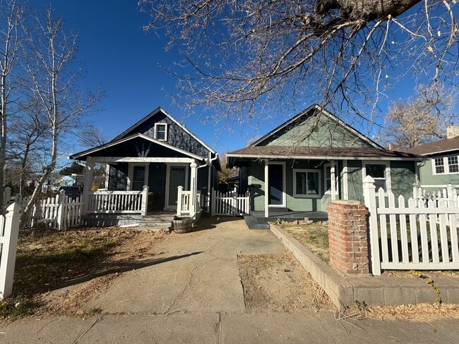 Building Photo - Fully Furnished Sloan's Lake 2 bedroom home