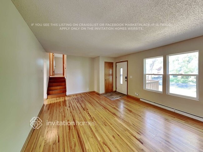 Photo - 1649 Ottawa Ave S