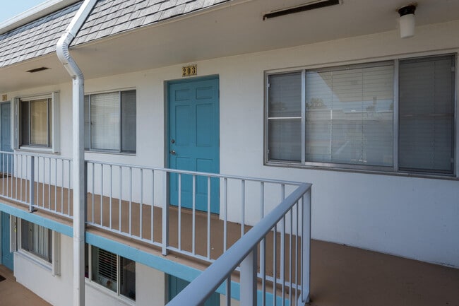 Photo - 2880 Lake Osborne Dr Unit 203
