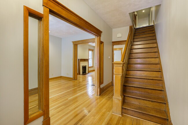 Photo - 98 Miami Ave